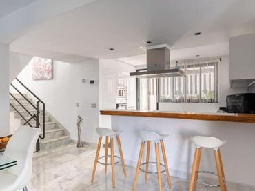 Maison mitoyenne avec piscine à vendre à Benamara - Atalaya