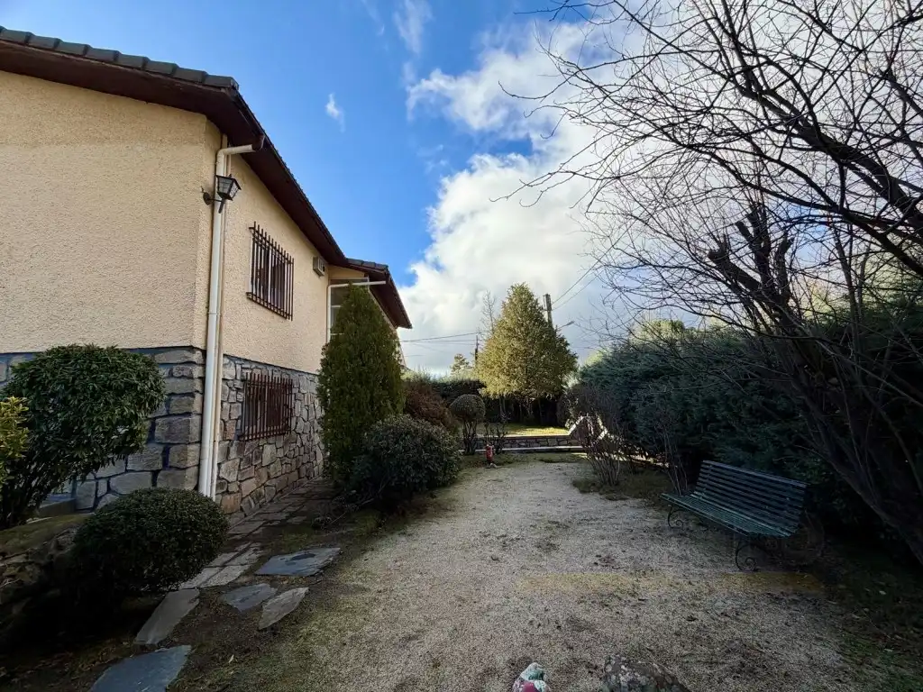 Houses for sale in Collado Mediano