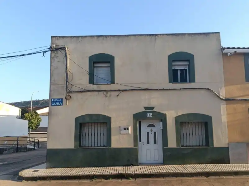 Vista exterior de Casa o xalet en venda en Puebla de Obando amb Terrassa, Traster i Moblat