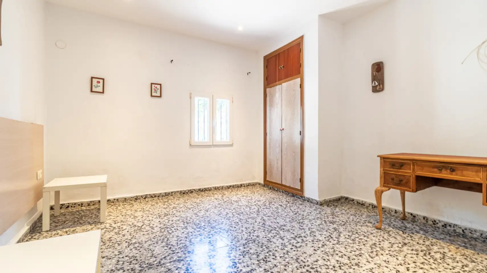 Haus oder Chalet zum Verkauf in Dénia mit Privatgarten, Terrasse und Abstellraum