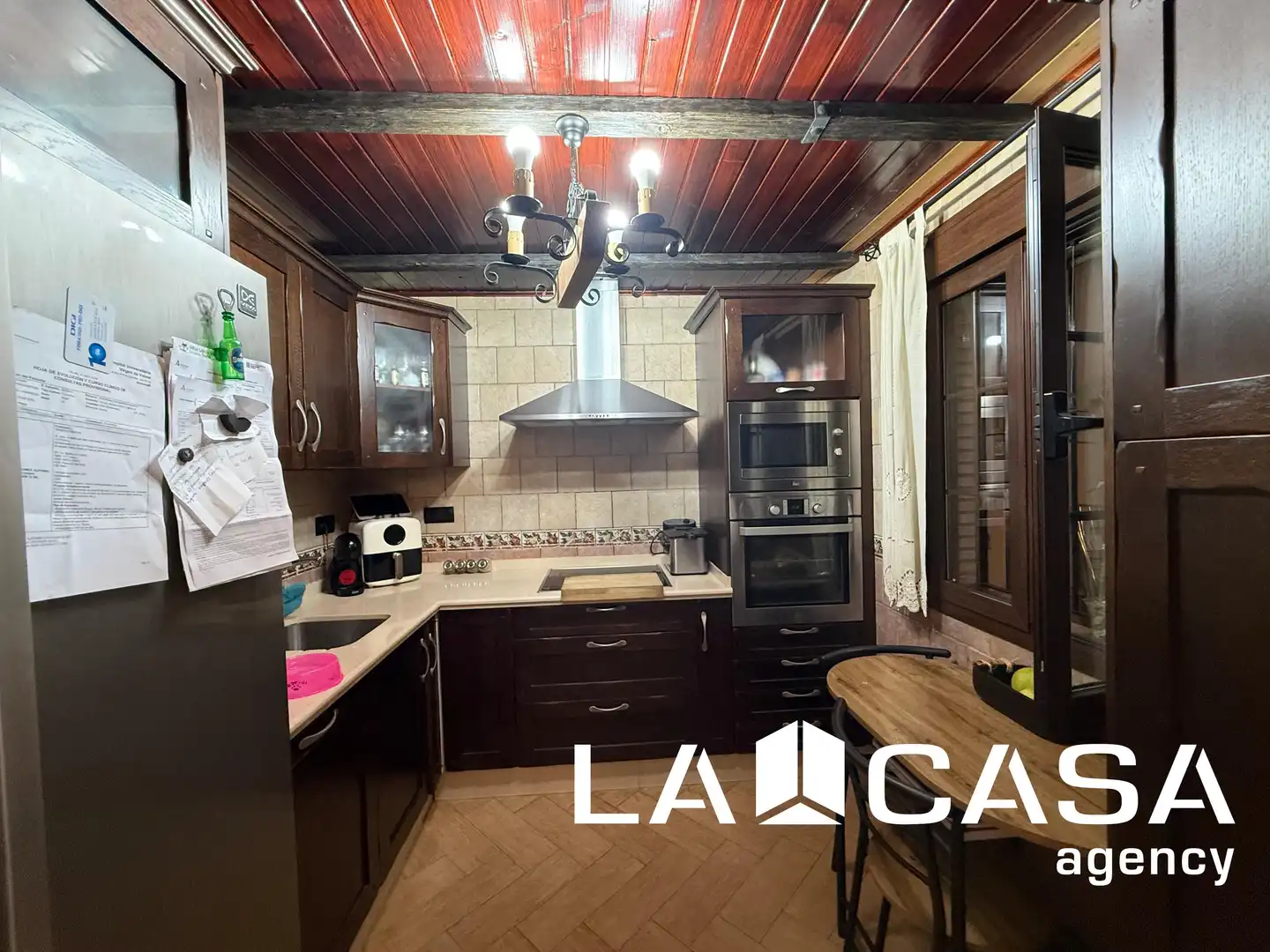 Kitchen of Detached homes for sale in Dos Hermanas  with Air Conditioner, Terrace and Storage room
