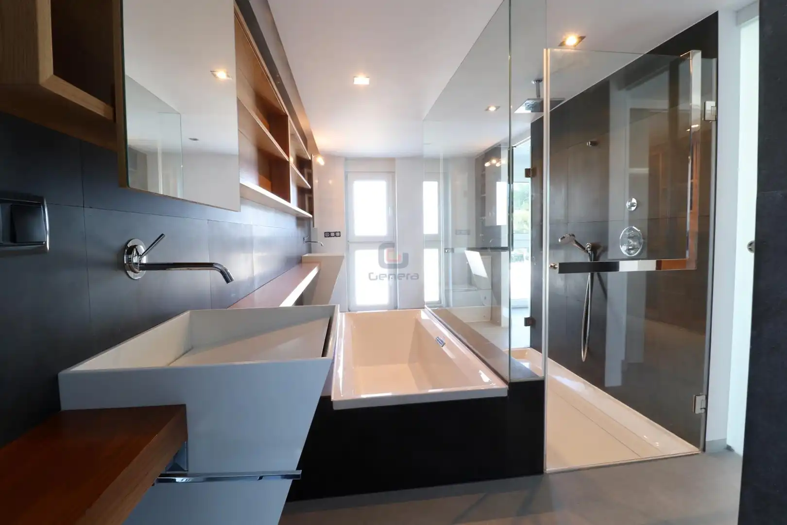Bathroom of Houses for sale in El Campello  with Air Conditioner, Private garden and Terrace