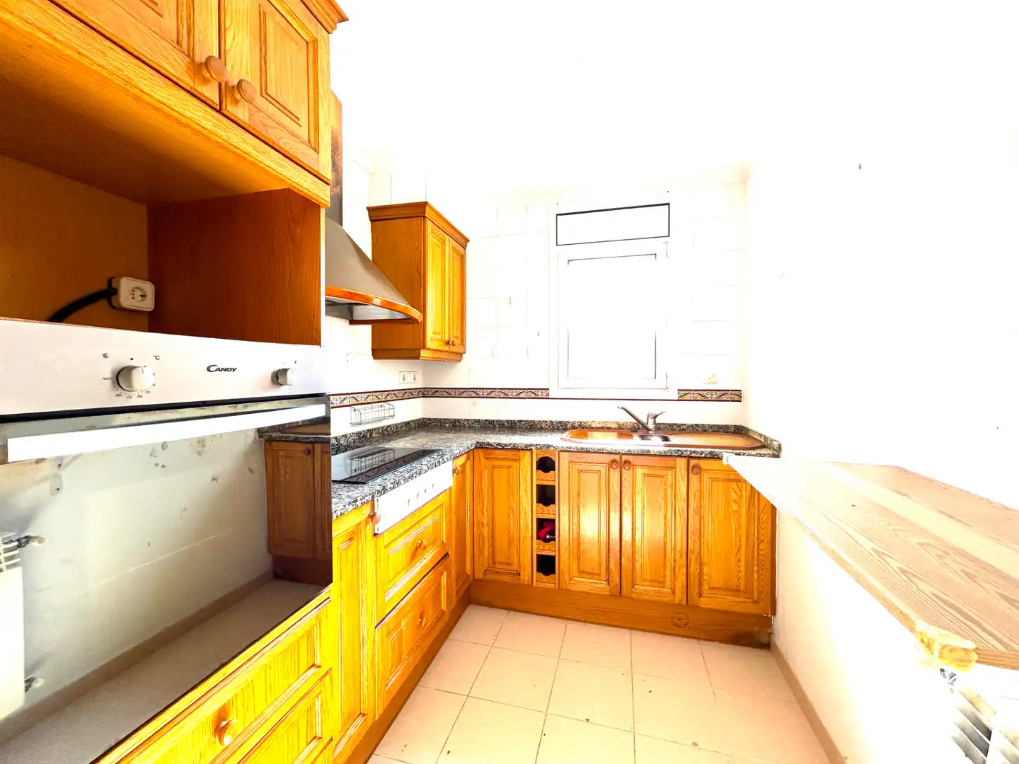 Cuina de Àtic en venda en Girona amb Aire condicionat, Calefacció i Parquet