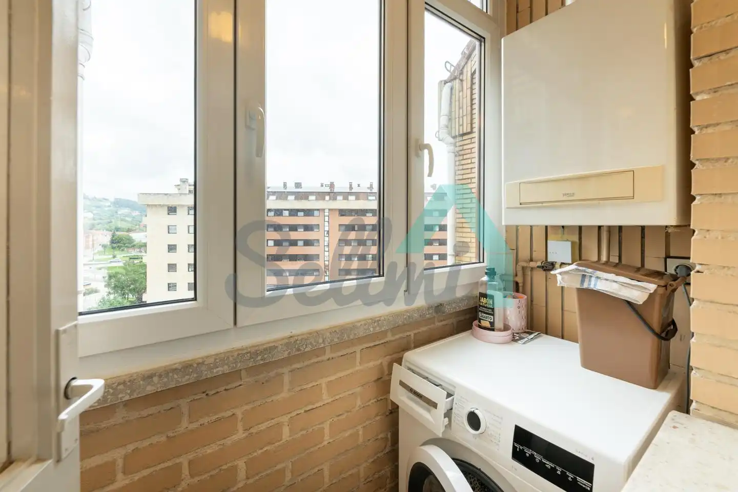 Flat for rent in Llano Ponte, Milán - Pumarín