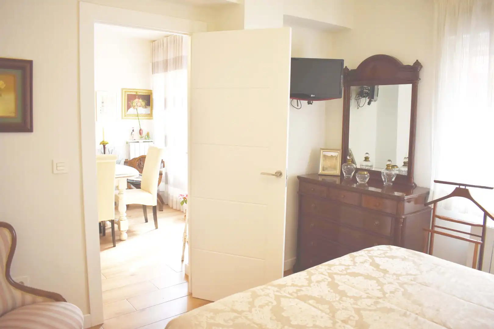 Bedroom of Flat for rent in Granada  with Air Conditioner, Heating and Furnished
