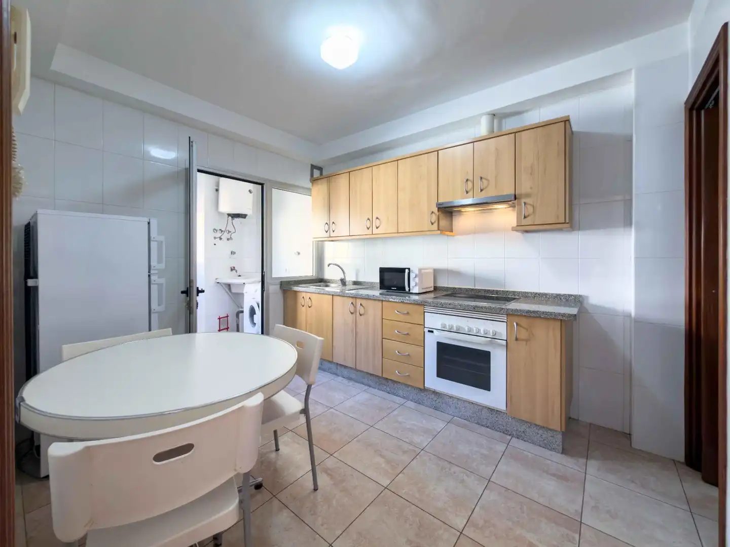 Küche von Wohnung zum Verkauf in Santa Cruz de Tenerife mit Abstellraum