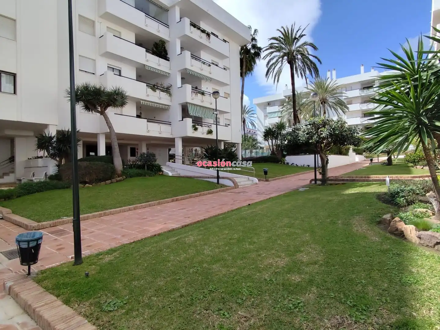 Vista exterior de Piso en venta en Torremolinos con Aire acondicionado, Calefacción y Jardín privado