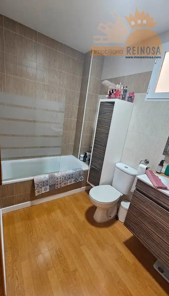 Baño de Piso de alquiler en Molina de Segura con Aire acondicionado, Calefacción y Amueblado