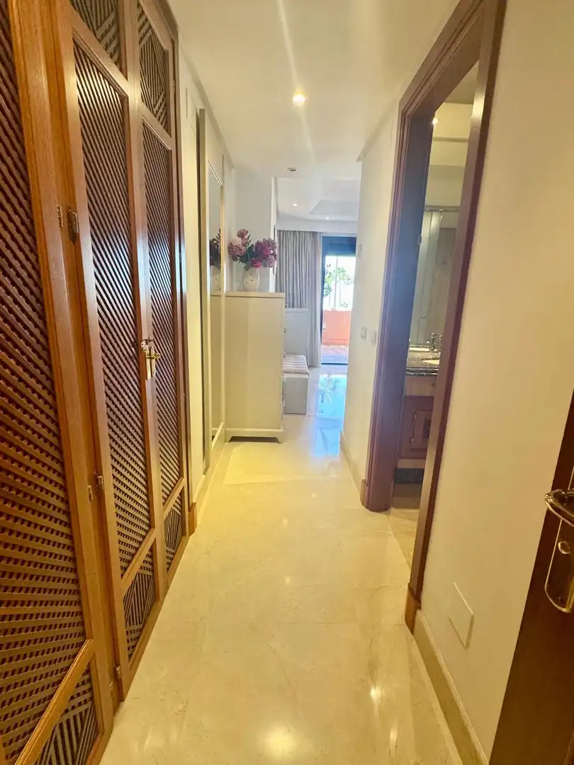 Apartamento en venta en Estepona con Aire acondicionado, Terraza y Piscina