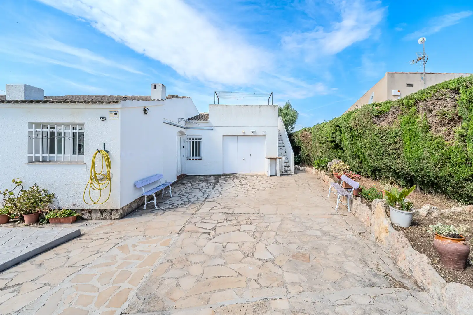 Garden of Houses for sale in L'Ametlla de Mar   with Air Conditioner, Heating and Private garden