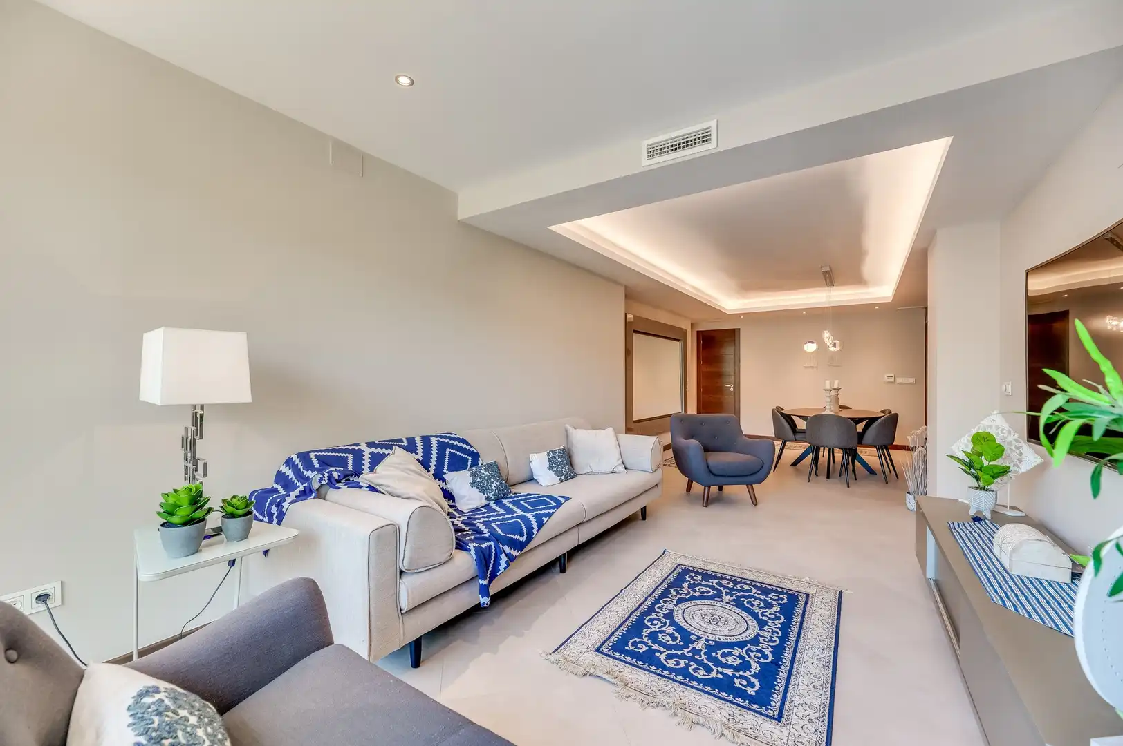 Apartament amb piscina en venda a Nueva Andalucía, imagen 7