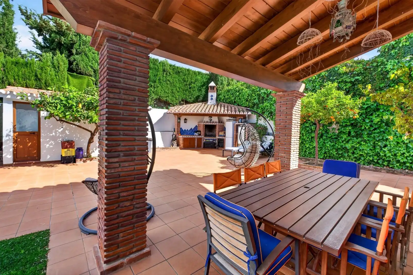Terrassa de Casa o xalet en venda en Alhaurín de la Torre amb Aire condicionat, Calefacció i Jardí privat