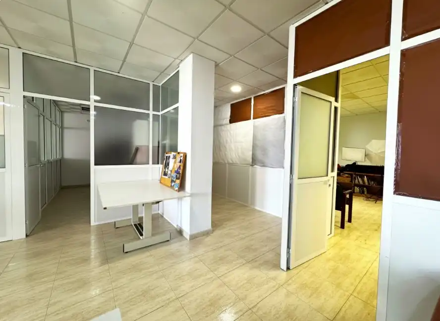 Local commercial à vendre à Calle Doctor Ferrero Velasco, imagen 10