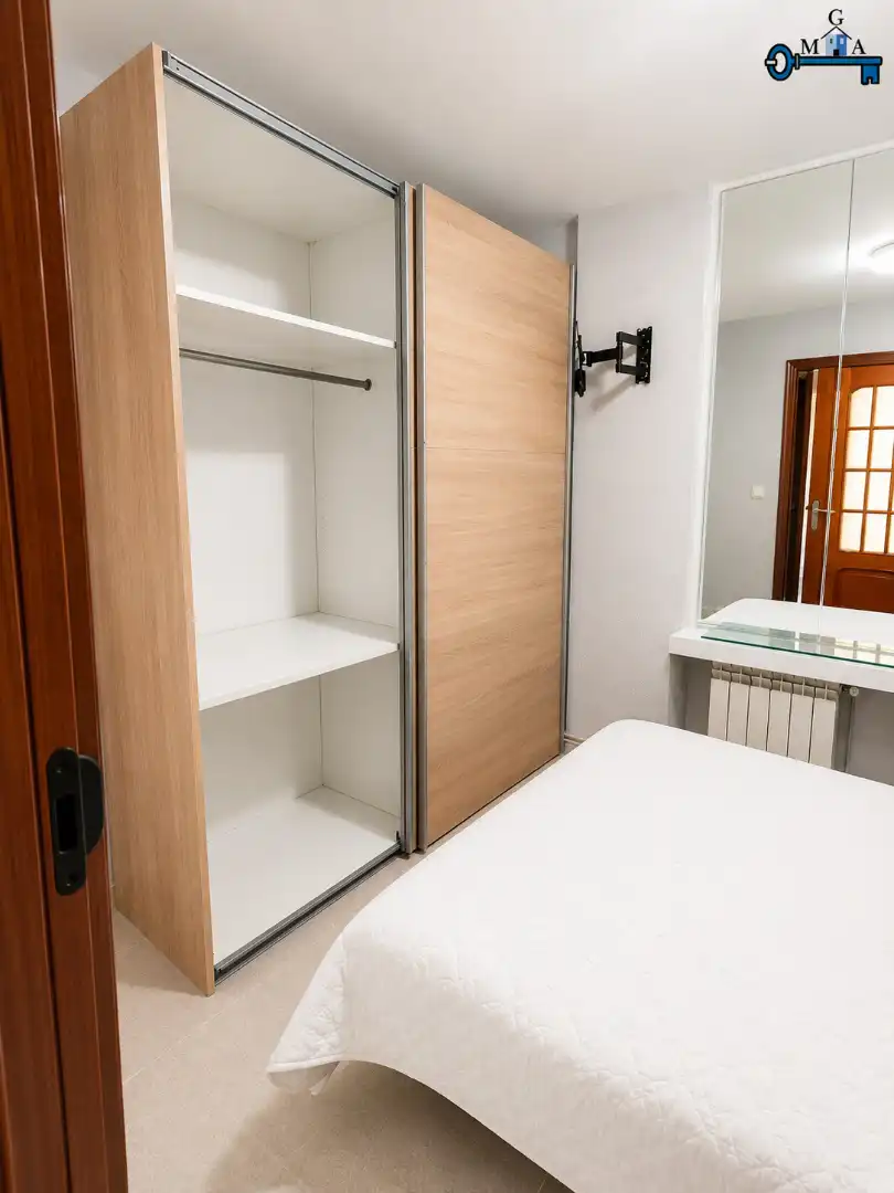 Schlafzimmer von Wohnungen zur Miete in Fuenlabrada mit Heizung, Möbliert und Ofen