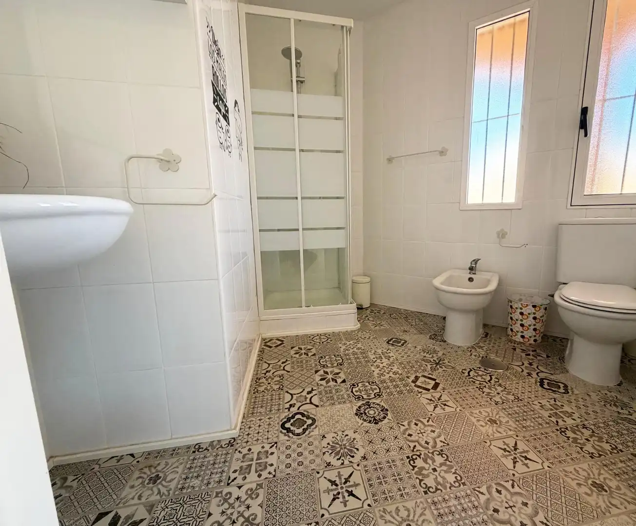 Baño de Casa o chalet en venta en Alicante / Alacant con Calefacción, Jardín privado y Terraza