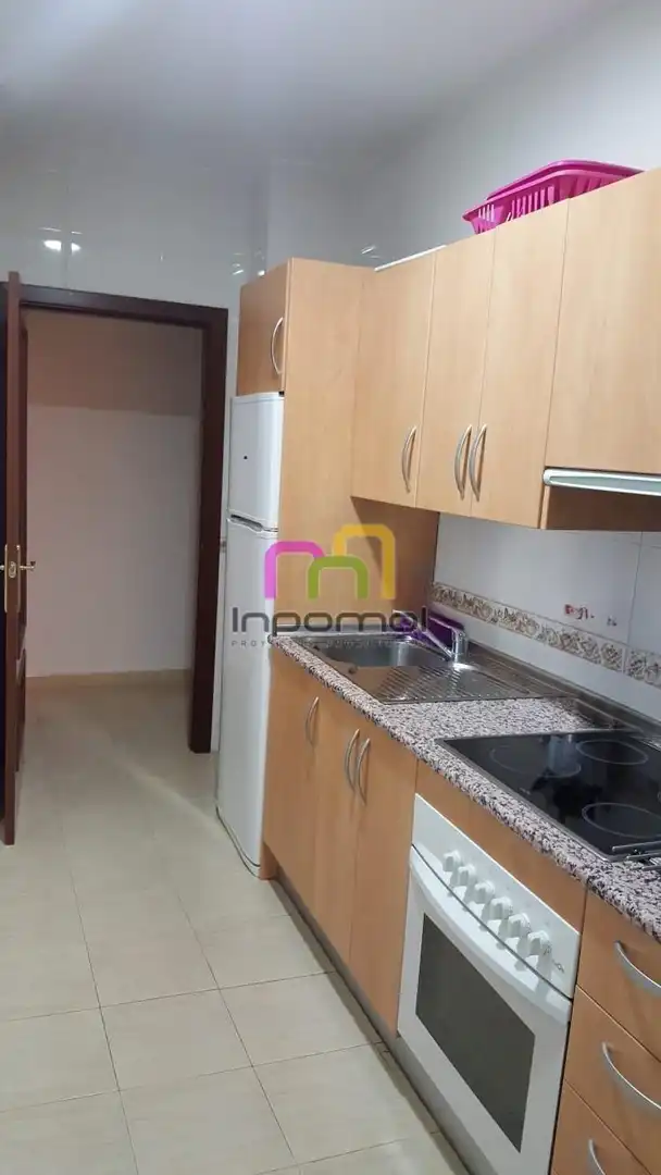 Cocina de Apartamento en venta en Llerena con Aire acondicionado
