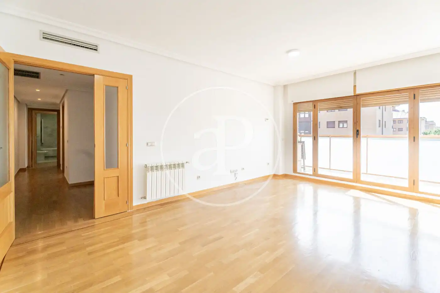 Sala d'estar de Pis de lloguer en Madrid amb Aire condicionat, Calefacció i Terrassa