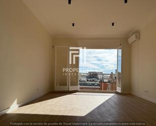 Vista exterior de Apartament en venda en  Barcelona Capital amb Aire condicionat, Calefacció i Terrassa