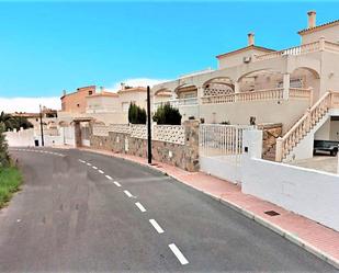 Exterior view of House or chalet for sale in El Campello  with Air Conditioner, Private garden and Swimming Pool