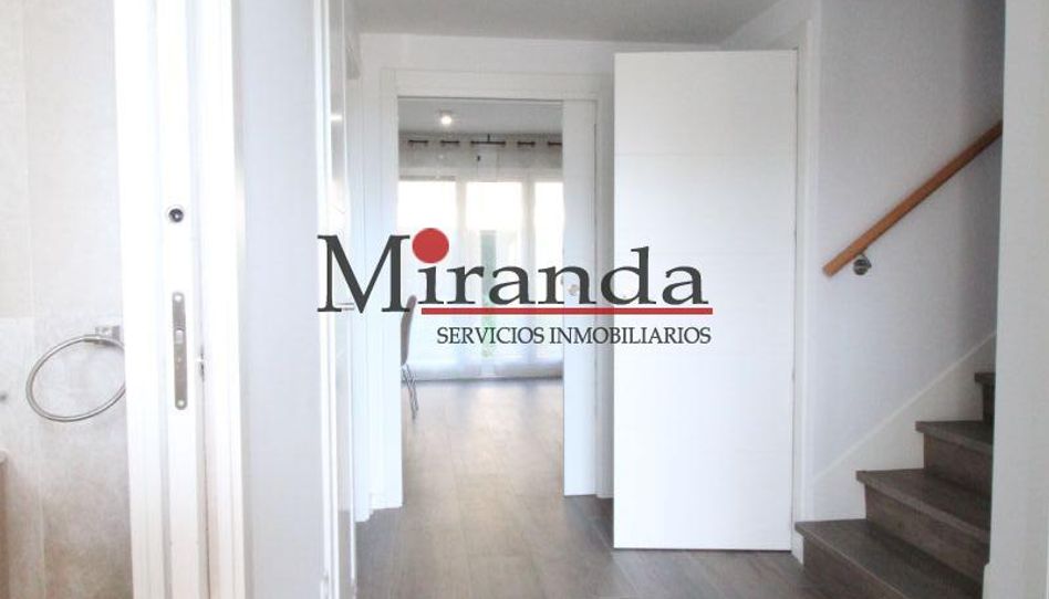 Casa o chalet de alquiler en Centro - Imagen 4