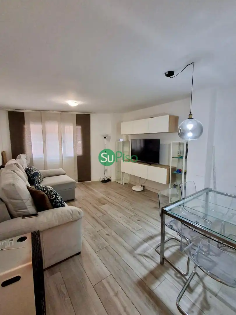 Sala de estar de Piso en venta en Yuncler con Terraza