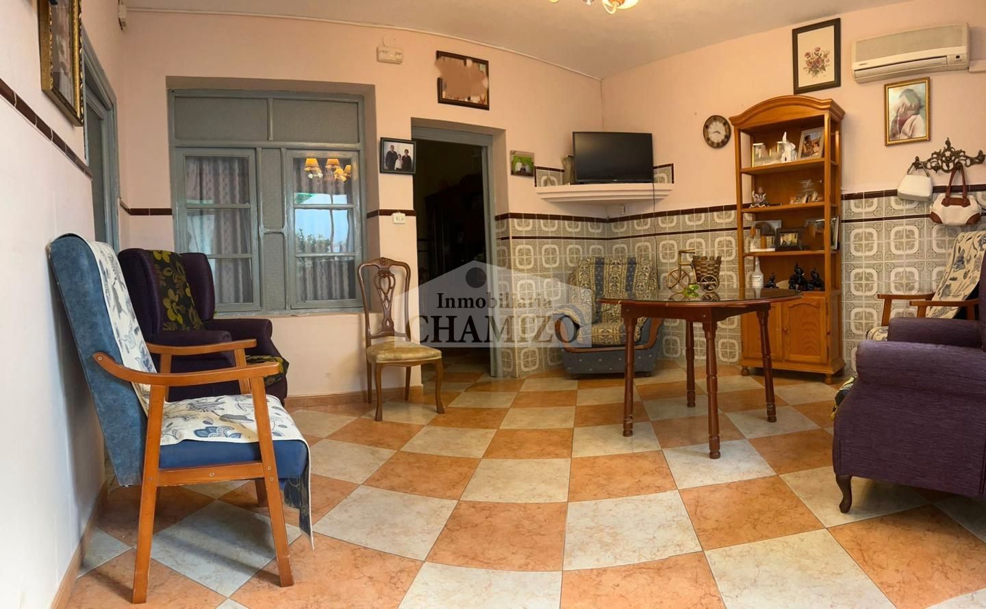 Sala d'estar de Casa o xalet en venda en Villanueva de la Serena amb Aire condicionat, Terrassa i Traster