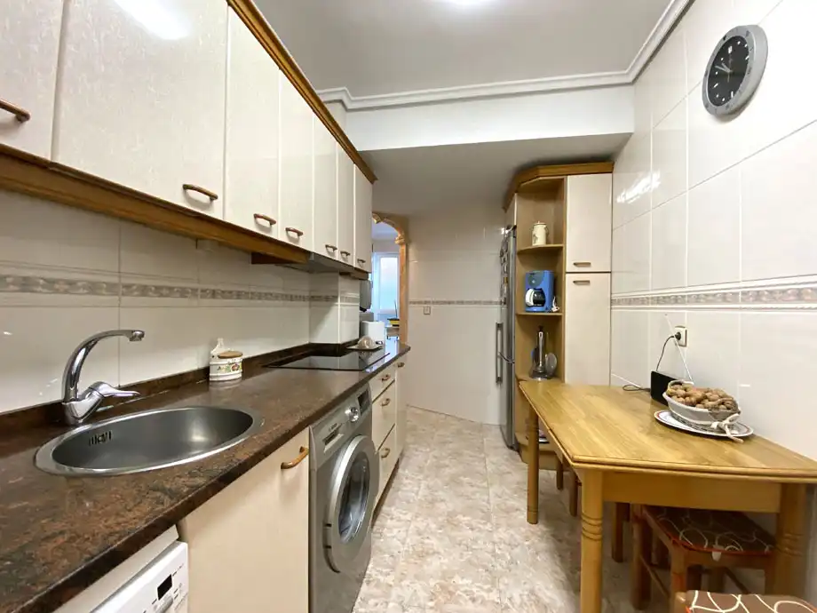 Küche von Wohnung zum Verkauf in Vitoria - Gasteiz mit Heizung, Parkett und Terrasse
