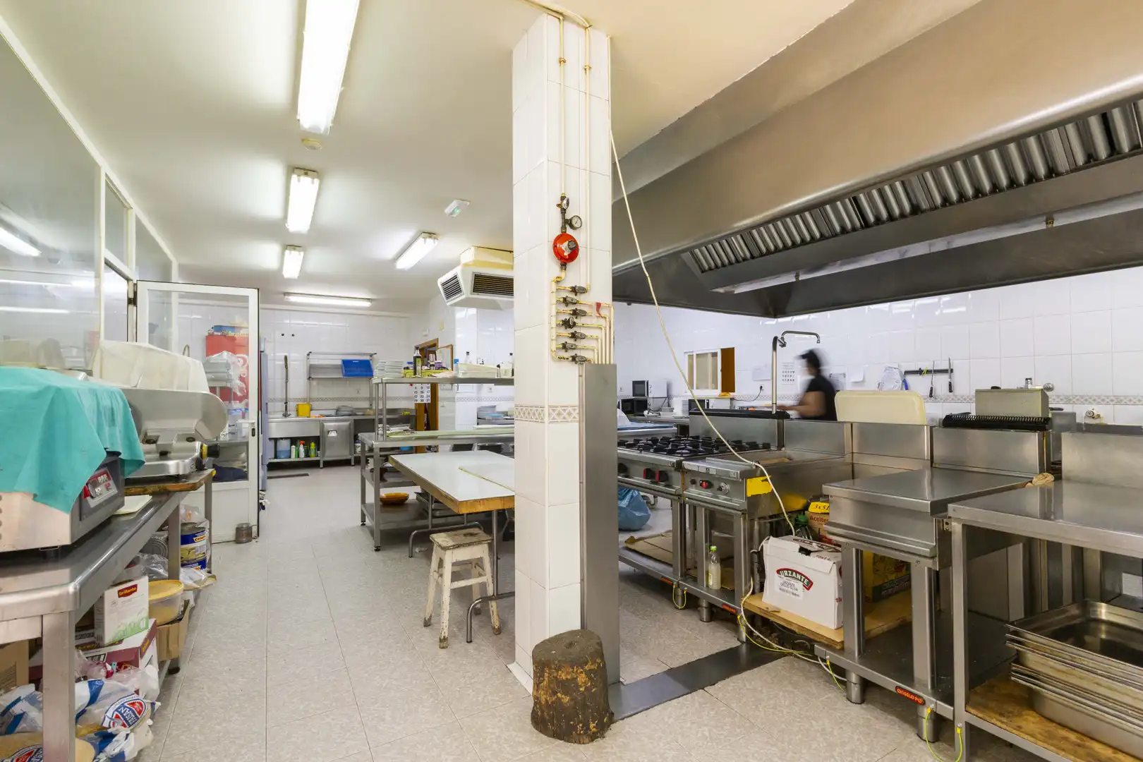 Cocina de Edificio en venta en Cavia