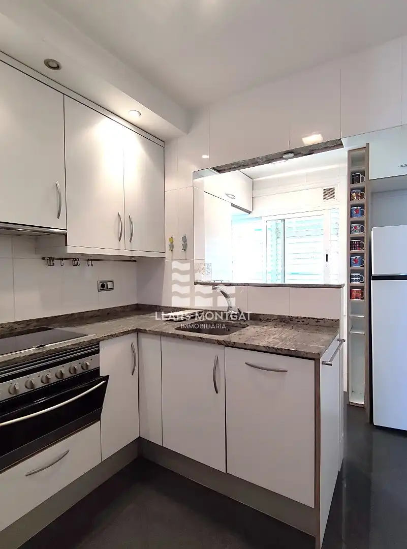 Kitchen of Attic for sale in Montgat  with Heating, Parquet flooring and Terrace