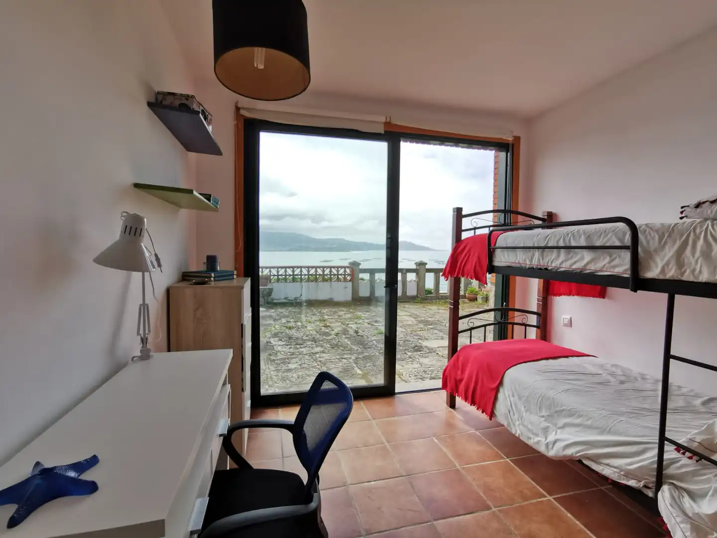 Habitación de Casa o chalet de alquiler en Nigrán con Calefacción, Jardín privado y Terraza