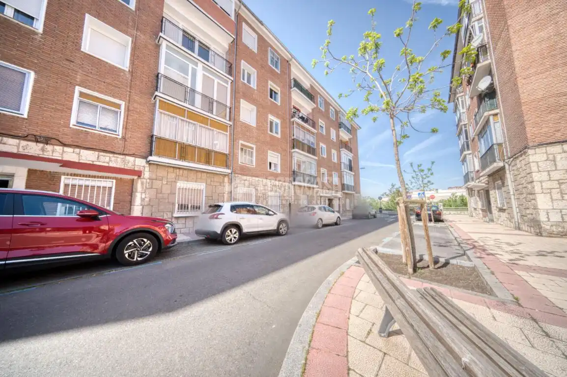 Vista exterior de Pis en venda en Cuatro de Marzo