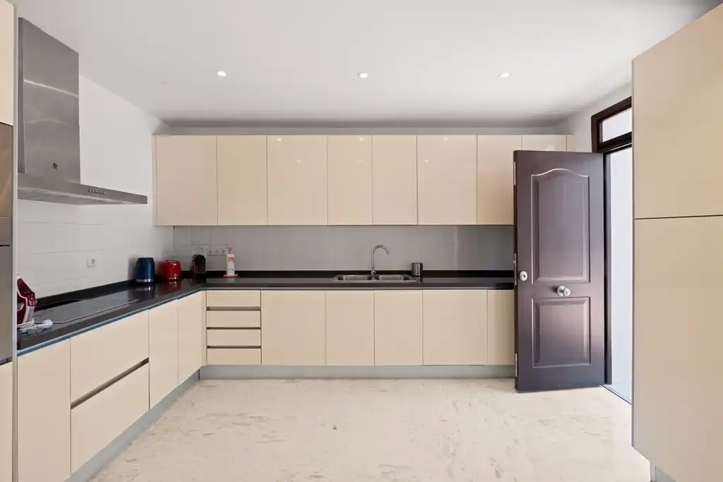 Cocina de Planta baja en venta en Ojén con Aire acondicionado, Jardín privado y Terraza