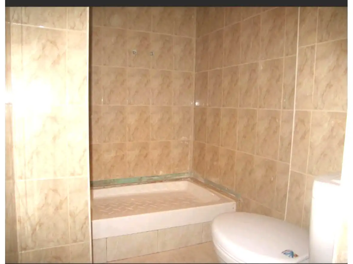 Baño de Piso en venta en Cornellà de Llobregat con Parquet y Horno