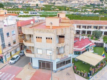Residencial con ascensor en venta en Calle CAMPOY