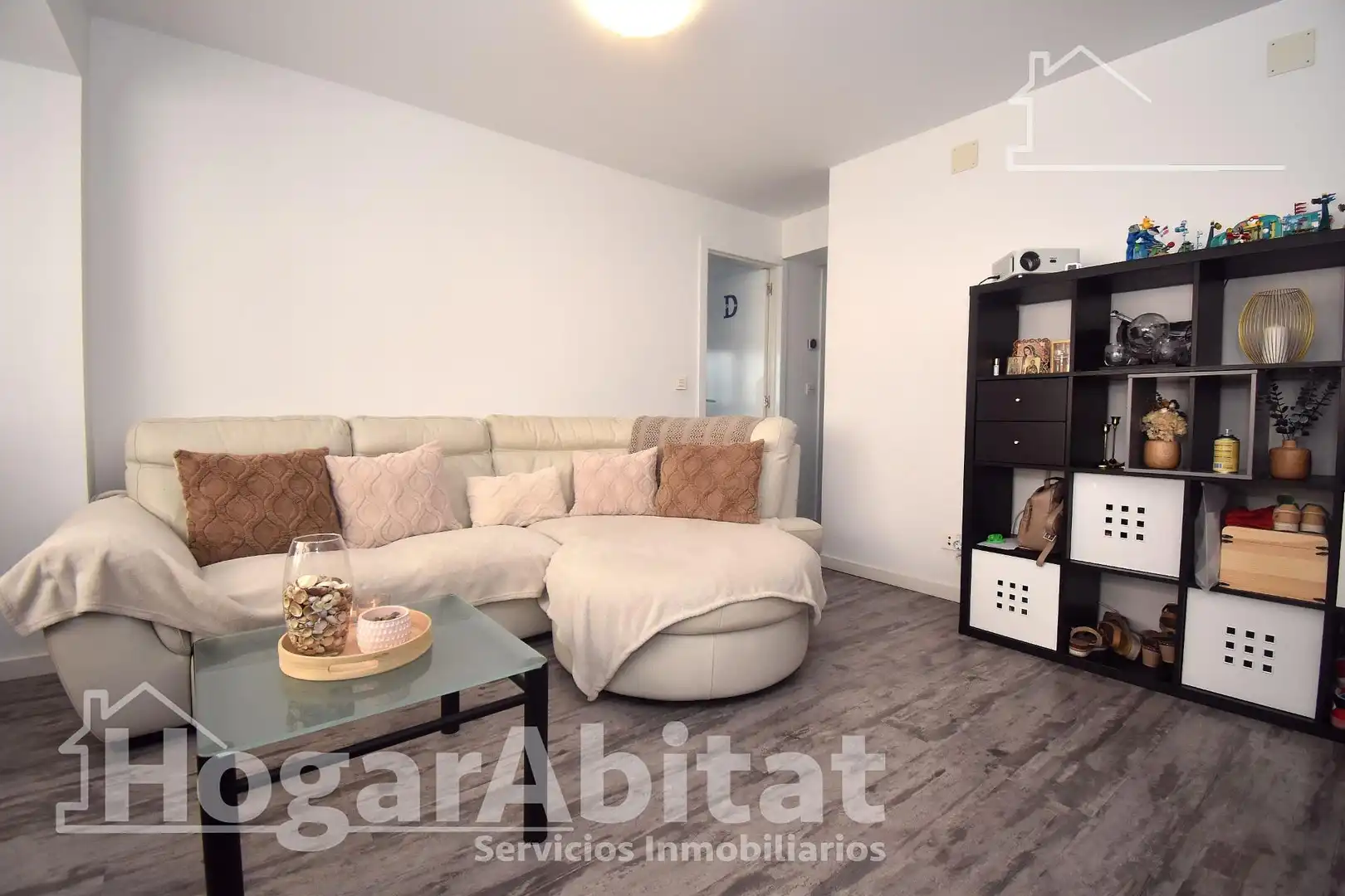 Sala de estar de Piso en venta en Castellón de la Plana / Castelló de la Plana con Calefacción, Amueblado y Balcón