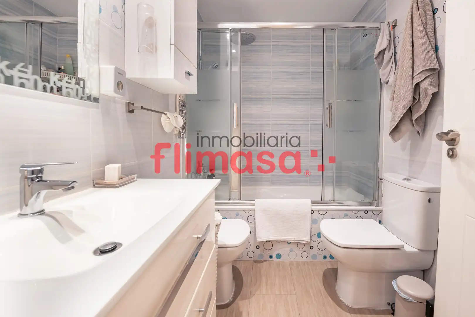 Bathroom of Detached homes for sale in Villaviciosa de Odón  with Air Conditioner, Heating and Terrace