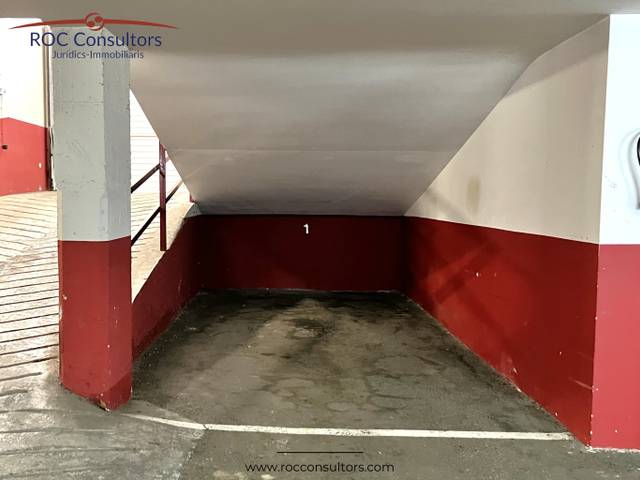 Garaje en Alquiler en de Circumval·lació, 82 en Centre - Passeig i Rodalies