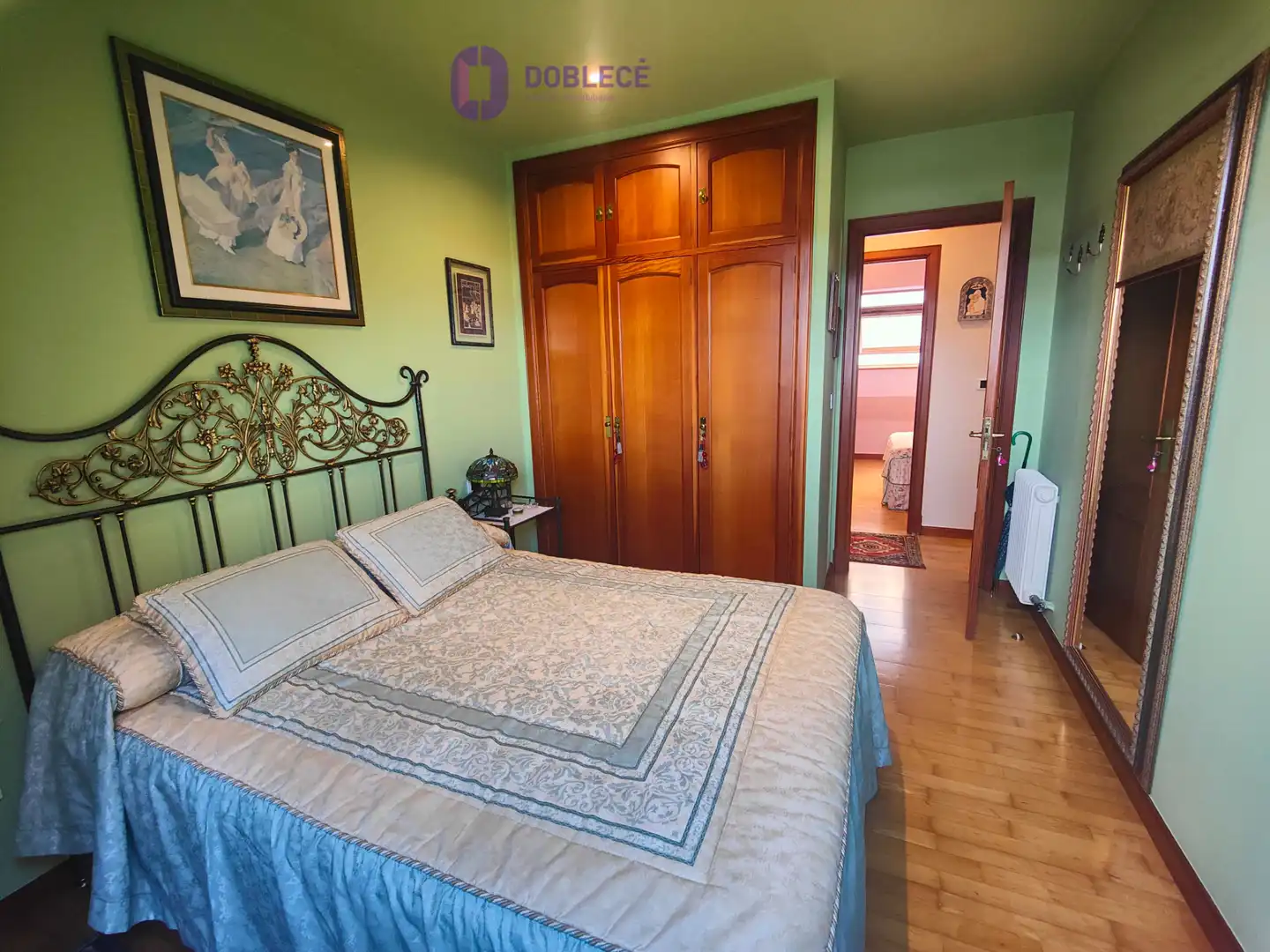 Habitación de Casa adosada en venta en Nigrán con Calefacción, Jardín privado y Parquet