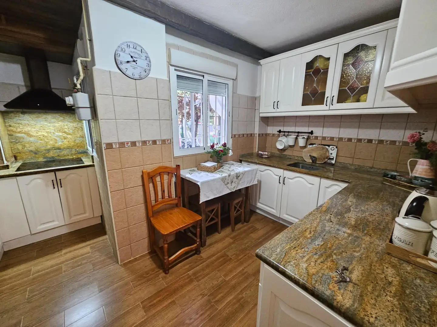 Cocina de Piso en venta en Alcalá de Henares con Calefacción y Amueblado