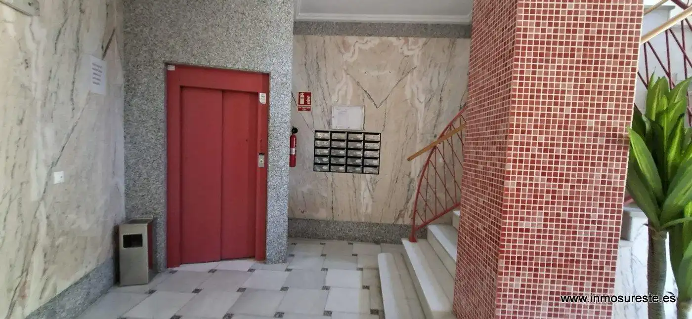 Piso en venta en Orihuela con Aire acondicionado, Trastero y Balcón