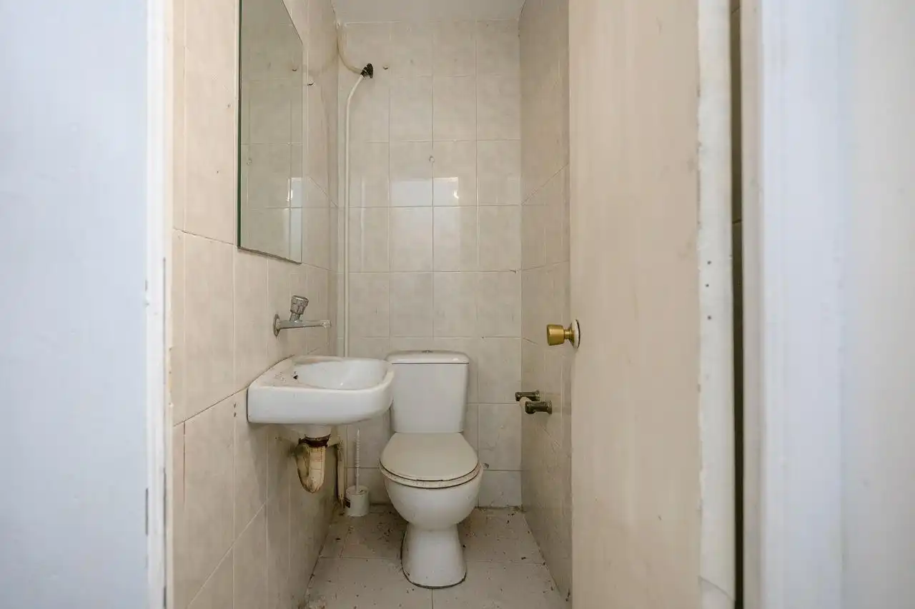 Badezimmer von Geschaftsraum zur Miete in Barcelona