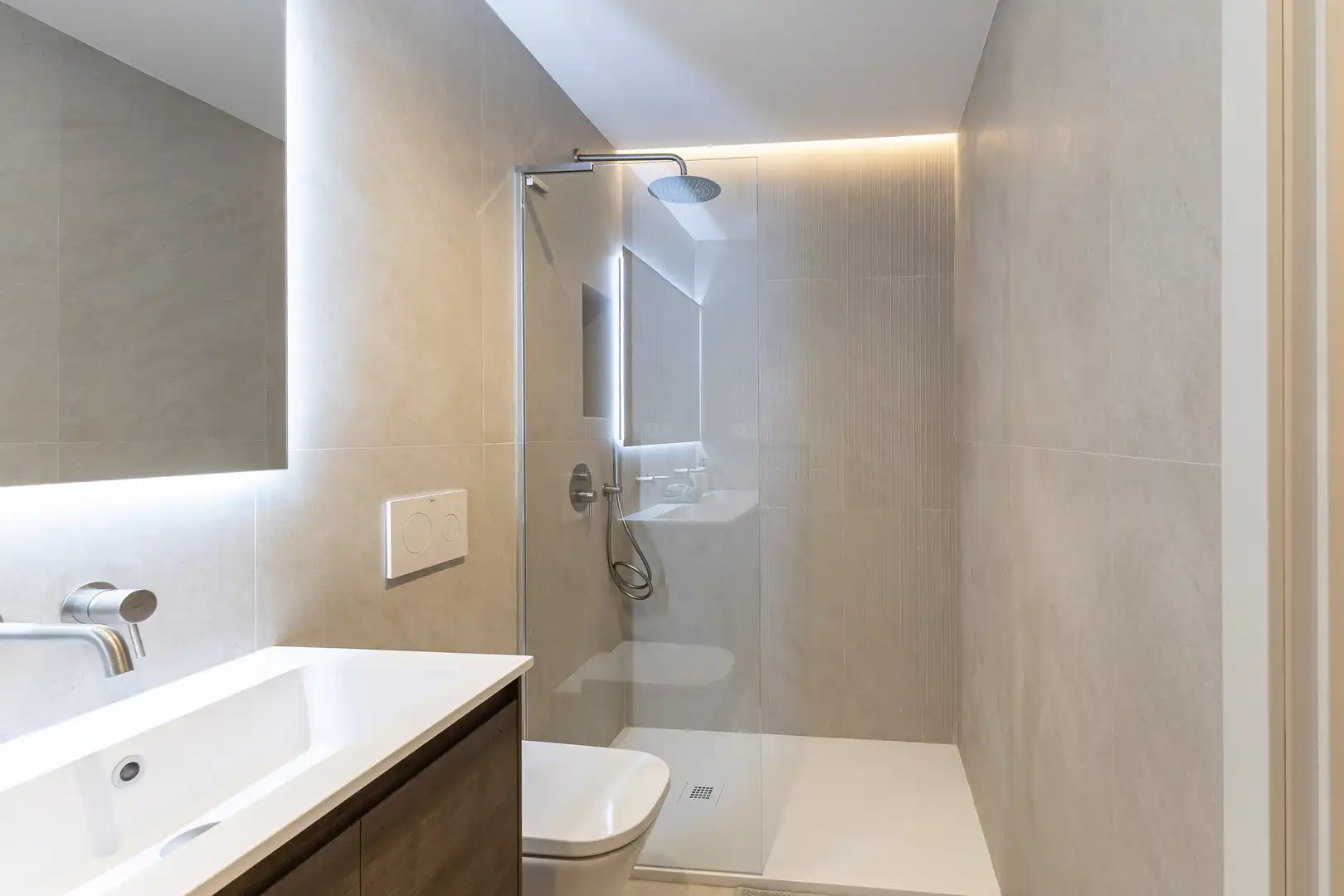 Baño de Piso en venta en Madrid con Aire acondicionado, Calefacción y Trastero