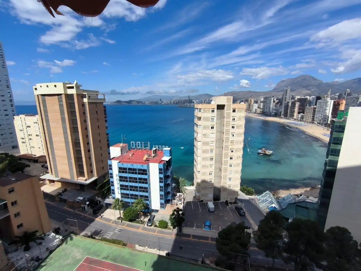Vista exterior de Pis en venda en Benidorm amb Aire condicionat i Piscina comunitària