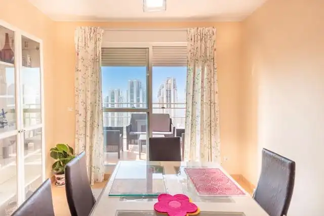 Apartamento en venta en Via Parque