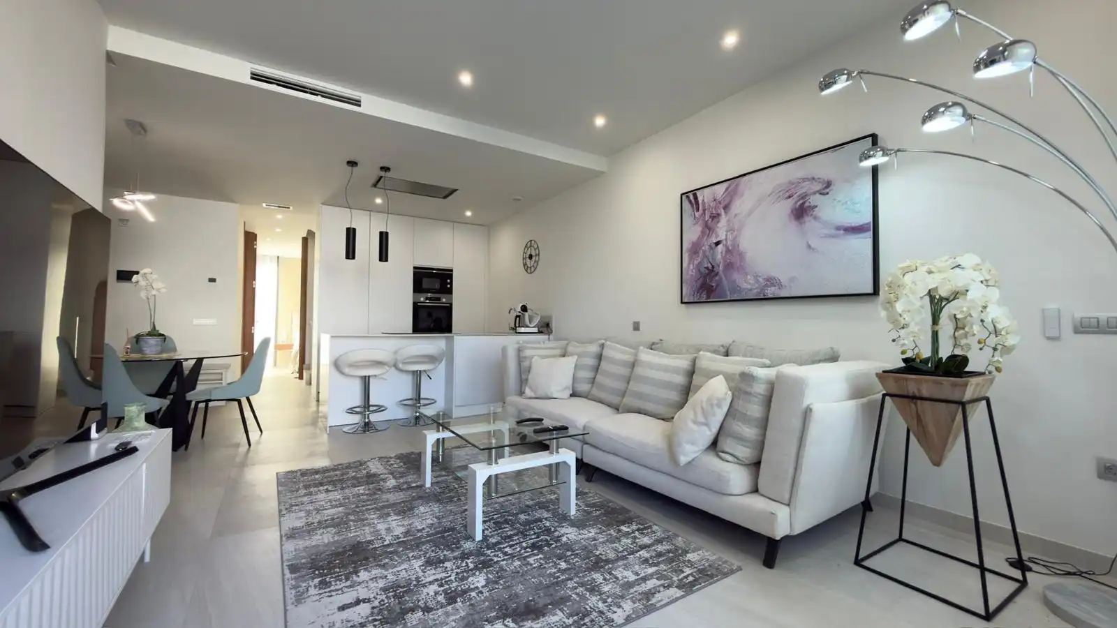 Sala de estar de Casa o chalet de alquiler en Finestrat con Aire acondicionado, Calefacción y Jardín privado
