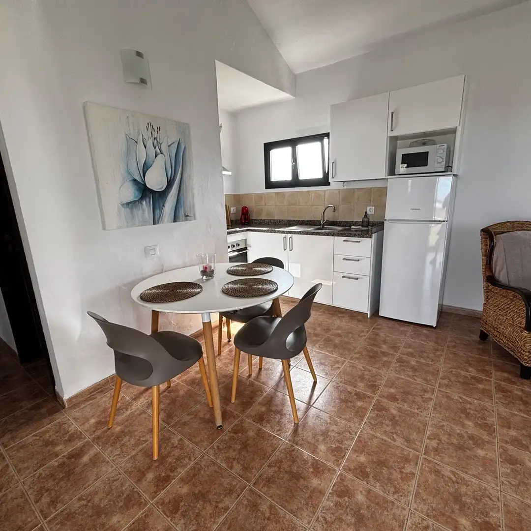 Cocina de Casa o chalet de alquiler en La Oliva con Jardín privado, Terraza y Amueblado