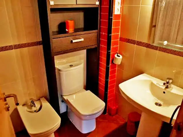 Bany de Casa o xalet de lloguer en Peñíscola / Peníscola amb Aire condicionat, Calefacció i Jardí privat