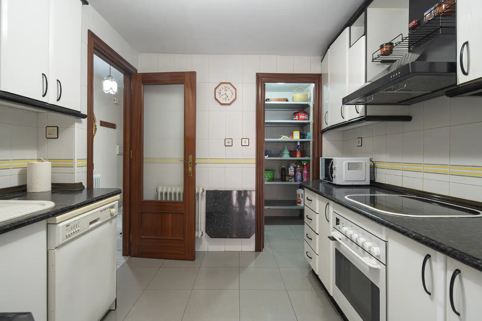 Casa adosada en venta en Angustias - Chana - Encina