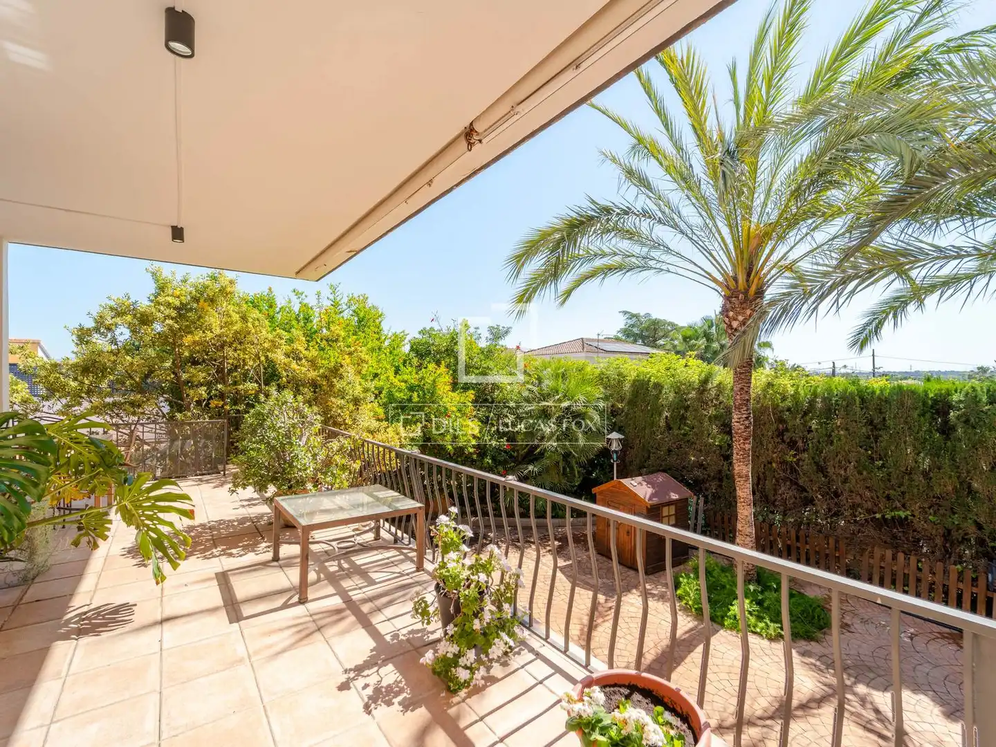 Terrassa de Casa o xalet en venda en Riba-roja de Túria amb Aire condicionat, Jardí privat i Terrassa
