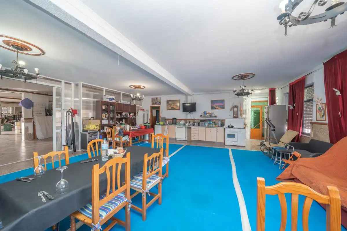 Buildings for sale in Orihuela